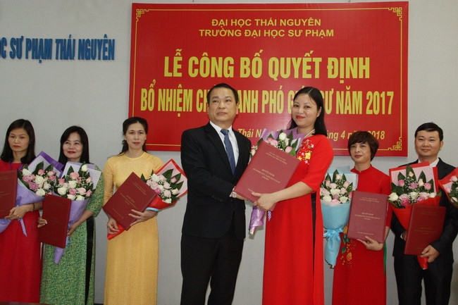 Trường Đại học Sư phạm Thái Nguyên bổ nhiệm 13 chức danh Phó Giáo sư