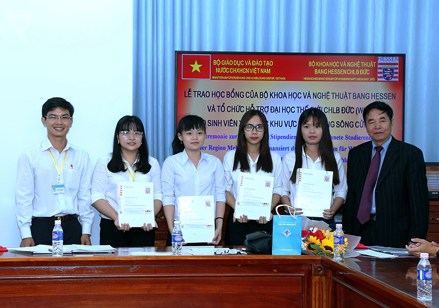 Bốn nữ sinh Đại học Trà Vinh xuất sắc nhận học bổng Hessen 2018