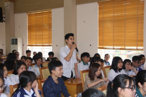 Phú Thọ: Lãnh đạo Sở GD&ĐT đối thoại với cán bộ quản lý, giáo viên và HS - Ảnh minh hoạ 2