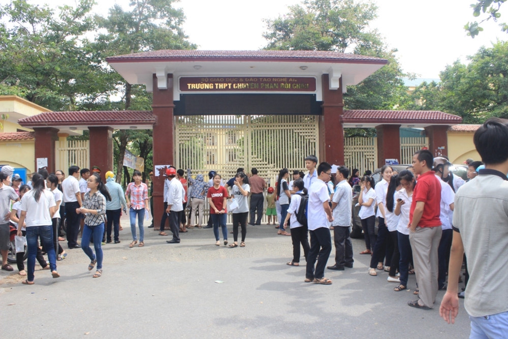 Nghệ An: Gần 1.400 hồ sơ đăng ký thi tuyển vào Trường THPT chuyên Phan Bội Châu