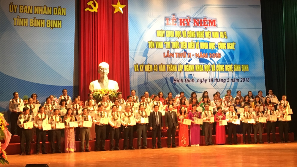 Trường ĐH Quy Nhơn: 18 cá nhân được tôn vinh trí thức tiêu biểu tỉnh Bình Định