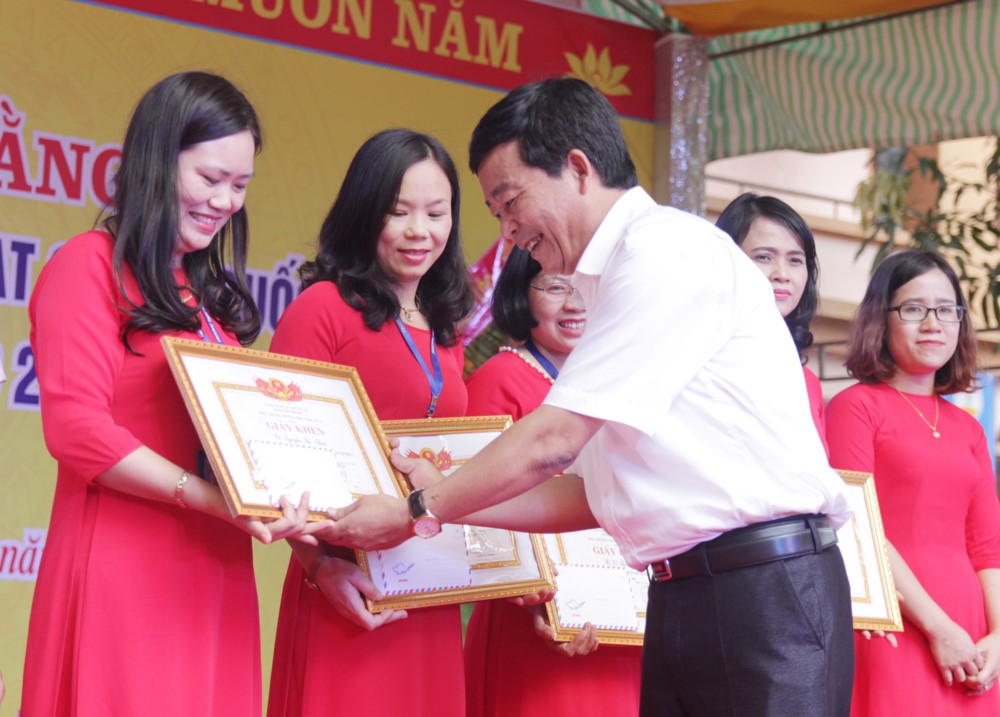 Nghệ An: Huyện Nghi Lộc có thêm một trường THPT chuẩn quốc gia