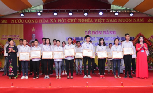 Nghệ An: Huyện Nghi Lộc có thêm một trường THPT chuẩn quốc gia - Ảnh minh hoạ 3