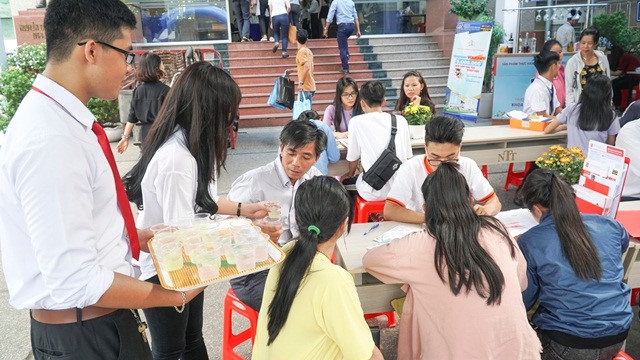 Ngày hội đăng ký xét tuyển học bạ THPT và làm thủ tục nhập học tại Trường ĐH Nguyễn Tất Thành