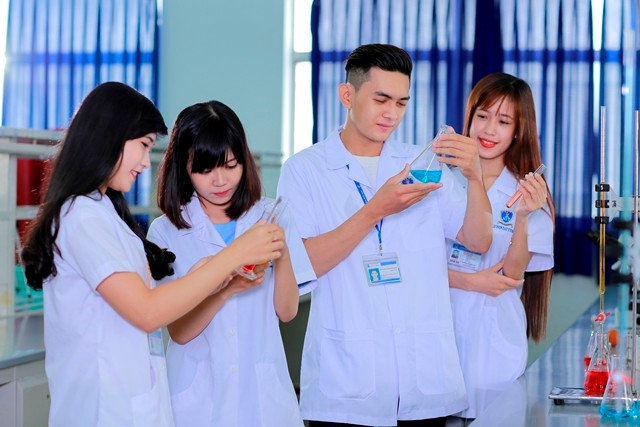 Trường ĐH Nguyễn Tất Thành công bố điểm sàn xét tuyển đại học
