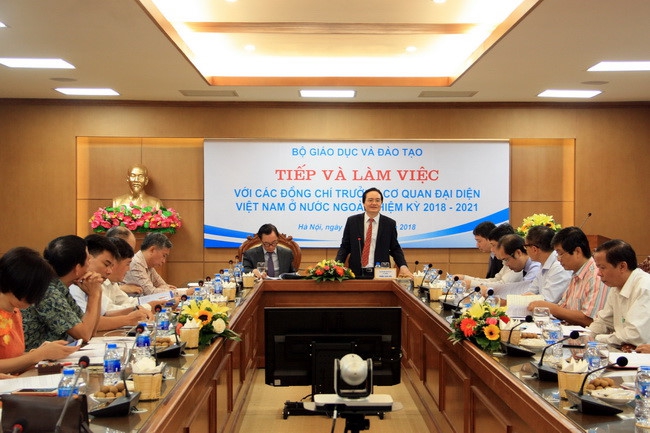 Mong muốn các vị đại sứ Việt Nam đẩy mạnh hợp tác quốc tế trong lĩnh vực GD&ĐT