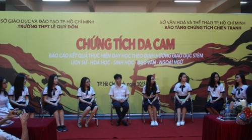 Ngành Giáo dục TPHCM tiếp tục đổi mới-hội nhập trong năm học mới - Ảnh minh hoạ 4