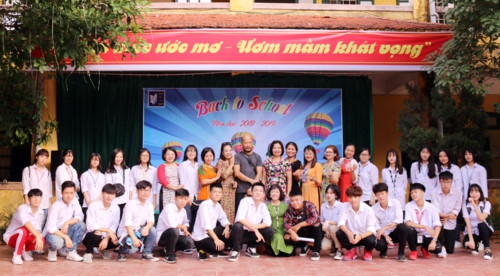 Học sinh trường THPT Thái Nguyên bước vào năm học mới - Ảnh minh hoạ 3