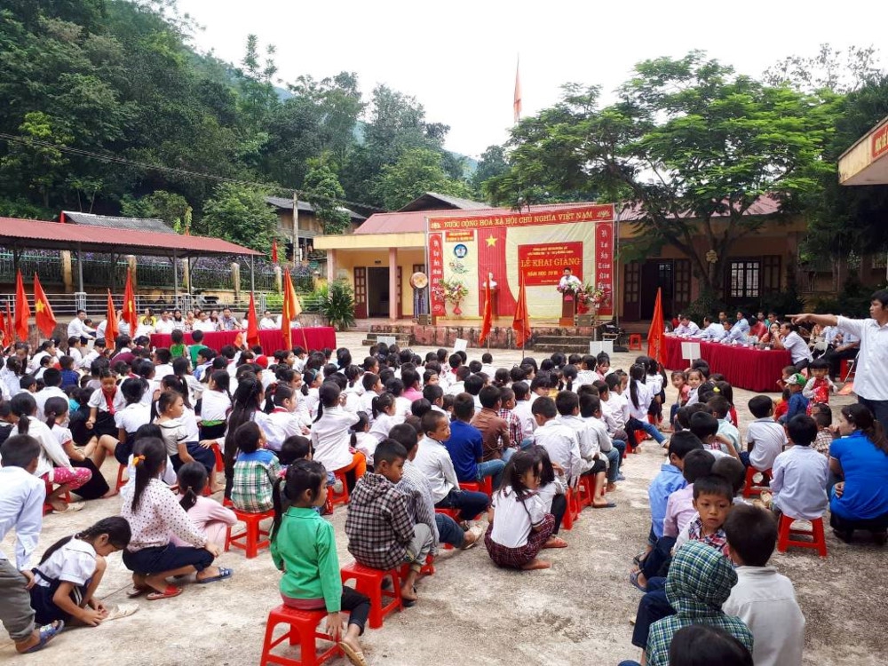 Đã khai giảng được năm học mới ở xã Mường Chanh