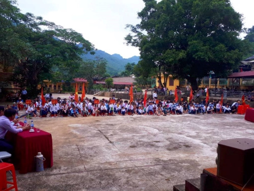 Đã khai giảng được năm học mới ở xã Mường Chanh - Ảnh minh hoạ 4