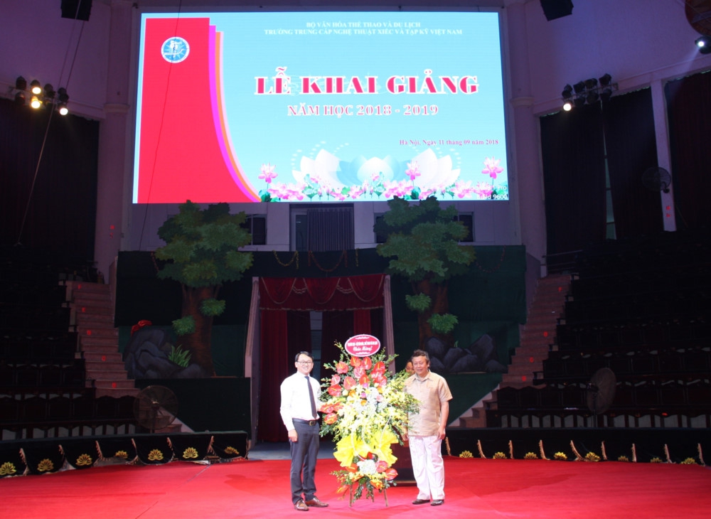 Trường TC Nghệ thuật Xiếc và Tạp kỹ Việt Nam khai giảng năm học mới