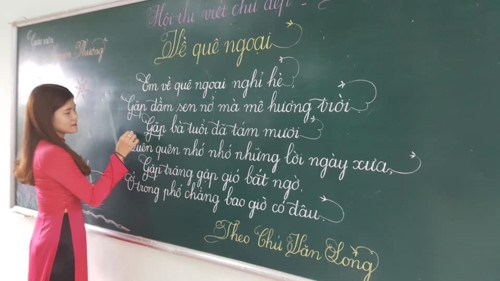 18 cô giáo Quảng Trị viết chữ đẹp như vẽ tranh - Ảnh minh hoạ 8