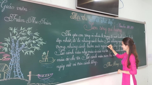 18 cô giáo Quảng Trị viết chữ đẹp như vẽ tranh - Ảnh minh hoạ 13