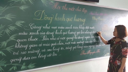 18 cô giáo Quảng Trị viết chữ đẹp như vẽ tranh - Ảnh minh hoạ 17