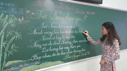 18 cô giáo Quảng Trị viết chữ đẹp như vẽ tranh - Ảnh minh hoạ 18