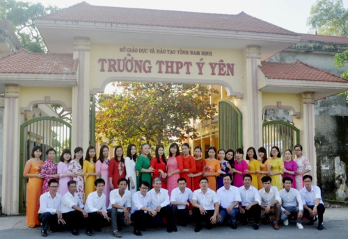 Trường THPT Ý Yên (Nam Định): 20 năm chắp cánh những ước mơ xanh - Ảnh minh hoạ 3