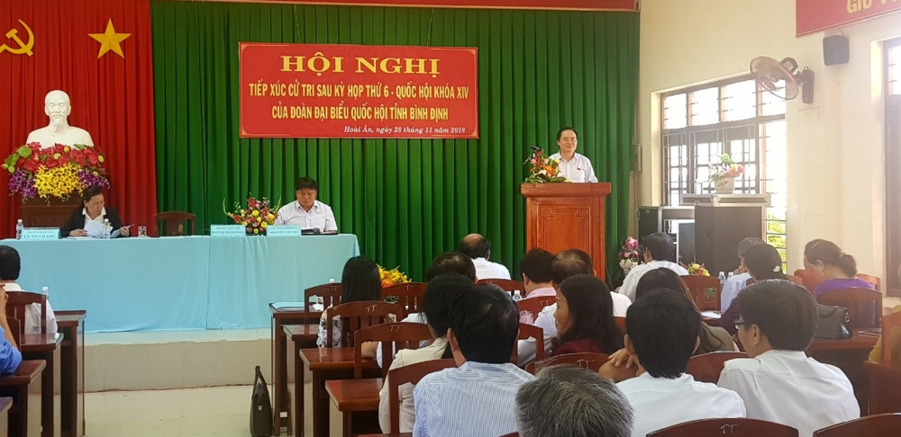 Bộ trưởng Phùng Xuân Nhạ: Cô giáo tát học sinh đã vi phạm đạo đức nghề giáo