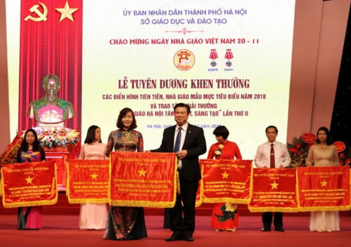 Tôn vinh những nhà giáo tiêu biểu của Thủ đô - Ảnh minh hoạ 5