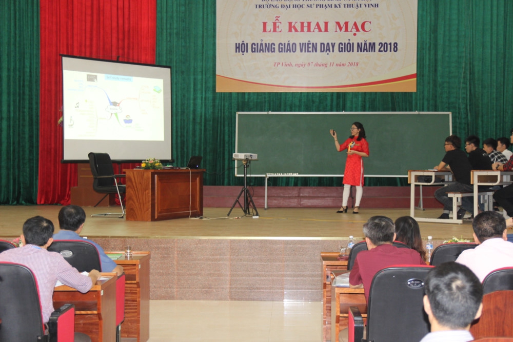 Trường ĐH Sư phạm Kỹ thuật Vinh (Nghệ An): Hội giảng giáo viên dạy giỏi