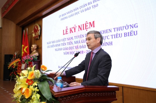 Ngành GD&ĐT Ba Đình: Tuyên dương các điển hình tiên tiến, nhà giáo mẫu mực năm 2018. - Ảnh minh hoạ 3