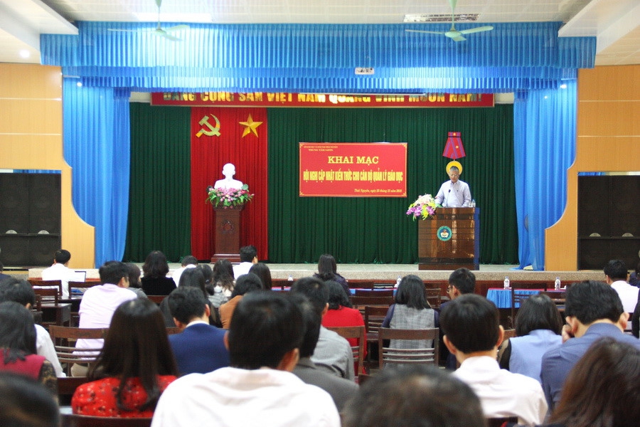 Thái Nguyên: Tập huấn kiến thức cho cán bộ quản lý giáo dục