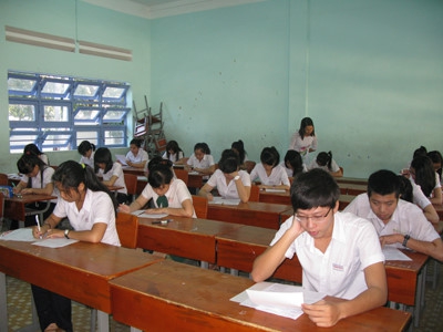 Khánh Hòa: Mở thêm lớp 10 tại xã đảo Cam Bình