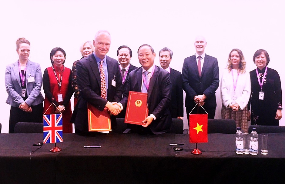 Nhiều ký kết hợp tác quan trọng giữa NXB Giáo dục với các đối tác Vương quốc Anh