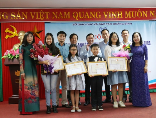 Quảng Bình: Trao giải cuộc thi Tài năng tiếng Anh cấp tỉnh - Ảnh minh hoạ 2