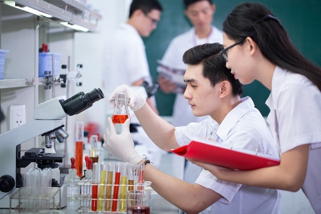 Trường ĐH Nguyễn Tất Thành được phép đào tạo ngành Kỹ thuật xét nghiệm y học trình độ đại học