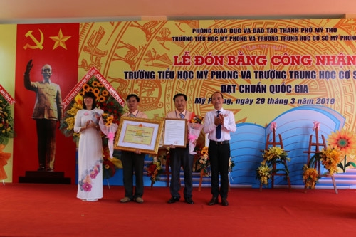 Tiền Giang: Xã Nông thôn mới Mỹ Phong có 5/5 trường đạt chuẩn Quốc gia - Ảnh minh hoạ 2