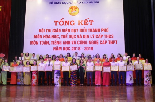 Hà Nội tổ chức hội thi Giáo viên dạy giỏi: Đổi mới, thực chất, không gây áp lực - Ảnh minh hoạ 2