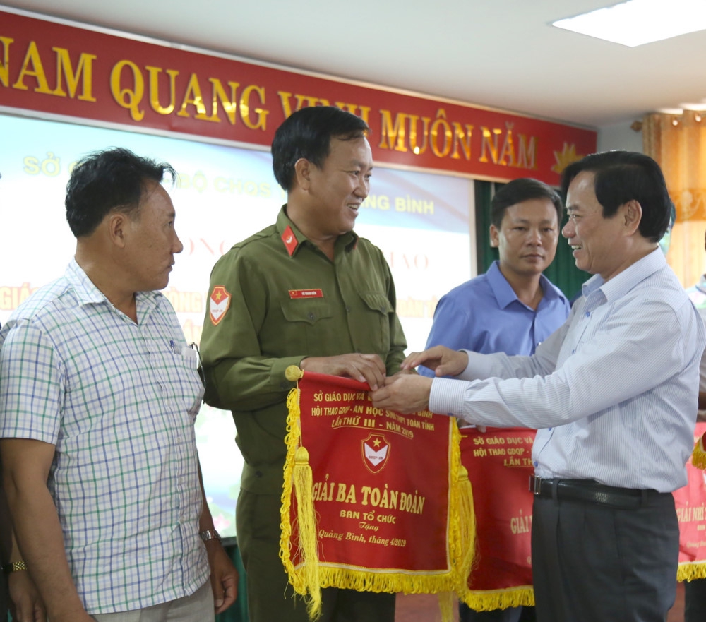 Quảng Bình: Giáo dục Quốc phòng - An ninh ở trường THPT đạt hiệu quả cao