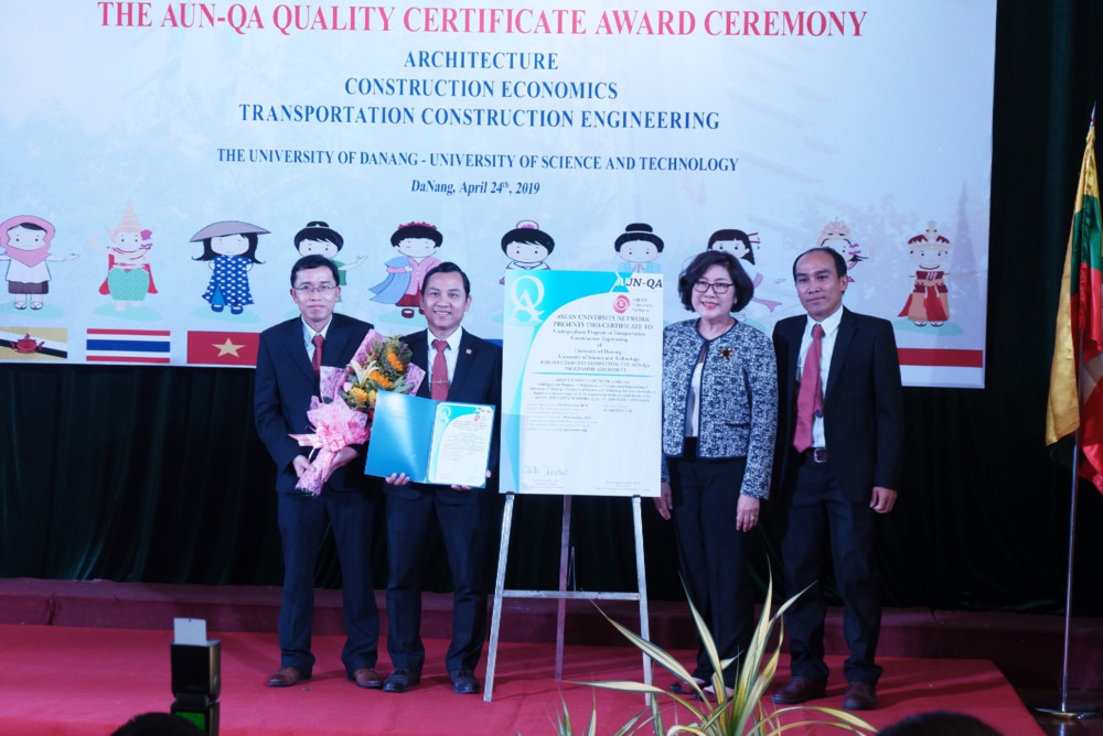 Trường ĐH Bách khoa – ĐH Đà Nẵng có thêm 3 chương trình đào tạo đạt chuẩn chất lượng AUN-QA