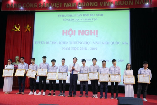 Thành tích tốt nhất của học sinh tỉnh Bắc Ninh trong các Kỳ thi HSG quốc gia - Ảnh minh hoạ 5