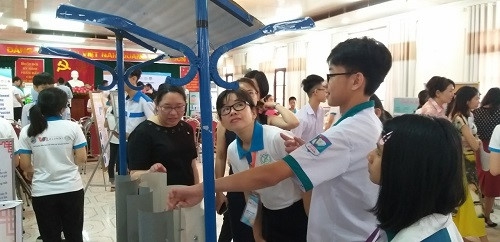 “Nuôi” đam mê nghiên cứu KHKT cho học sinh THCS - Ảnh minh hoạ 2