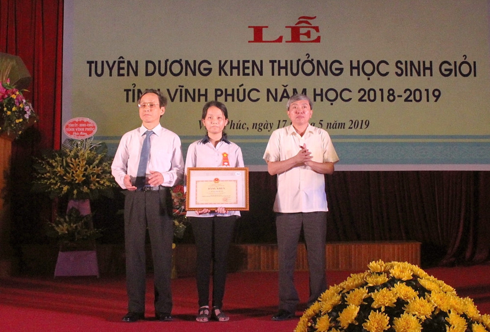 Vĩnh Phúc: Tuyên dương 79 học sinh giỏi quốc gia