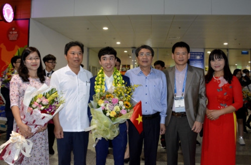 Đón đoàn học sinh dự thi Intel ISEF 2019 mang thắng lợi trở về - Ảnh minh hoạ 3