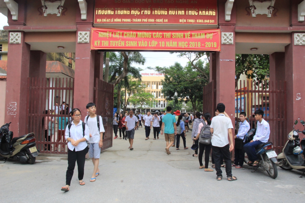 Trường THPT Huỳnh Thúc Kháng và Hoàng Mai tỷ lệ “chọi” cao nhất