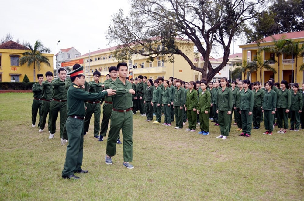 Chấn chỉnh quản lý, sử dụng thiết bị giáo dục quốc phòng an ninh