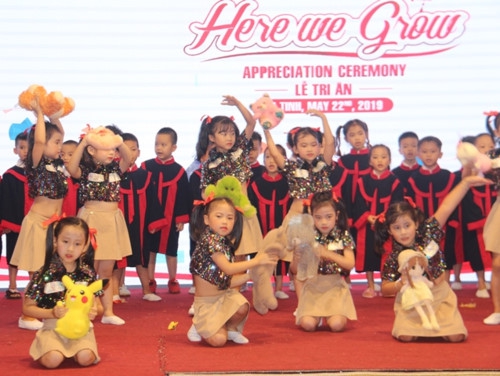 Trường iSchool Hà Tĩnh tổ chức lễ tốt nghiệp các bé 5 tuổi - Ảnh minh hoạ 3