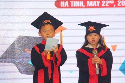 Trường iSchool Hà Tĩnh tổ chức lễ tốt nghiệp các bé 5 tuổi - Ảnh minh hoạ 5