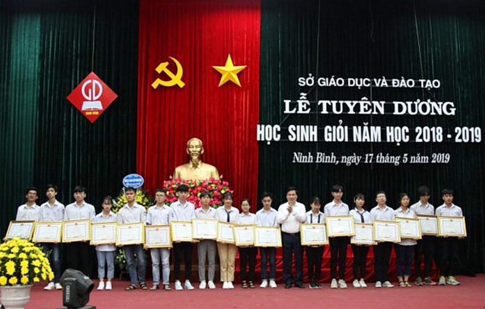 Ninh Bình tuyên dương học sinh giỏi năm học 2018 - 2019