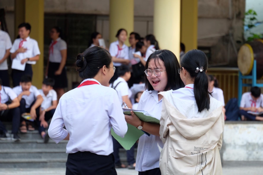 Đà Nẵng: Nhiều thí sinh “sập tủ” với đề thi môn Ngữ Văn