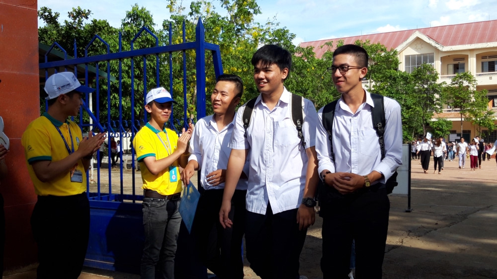 Đắk Lắk: Một thí sinh bị đình chỉ do mang điện thoại vào phòng thi