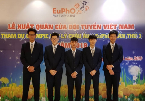 Việt Nam đạt thành tích cao trong lần đầu dự thi Olympic Vật lí châu Âu - Ảnh minh hoạ 2