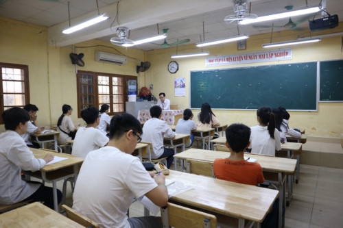 Gần 86.000 thí sinh Hà Nội làm thủ tục thi vào lớp 10 THPT - Ảnh minh hoạ 3