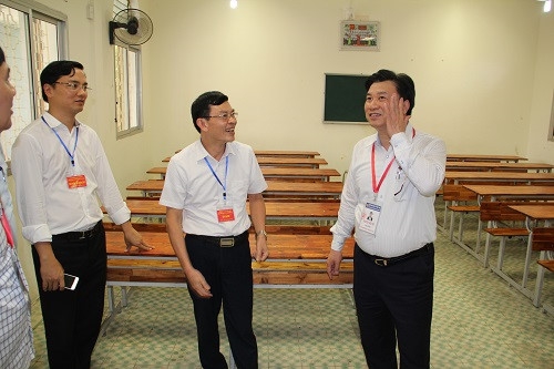 Thứ trưởng Nguyễn Hữu Độ: Kỳ thi tổ chức yên tĩnh, nghiêm túc - Ảnh minh hoạ 10