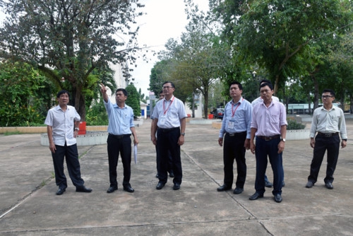 Thứ trưởng Nguyễn Văn Phúc kiểm tra công tác chuẩn bị thi THPT quốc gia tại Bình Phước - Ảnh minh hoạ 6