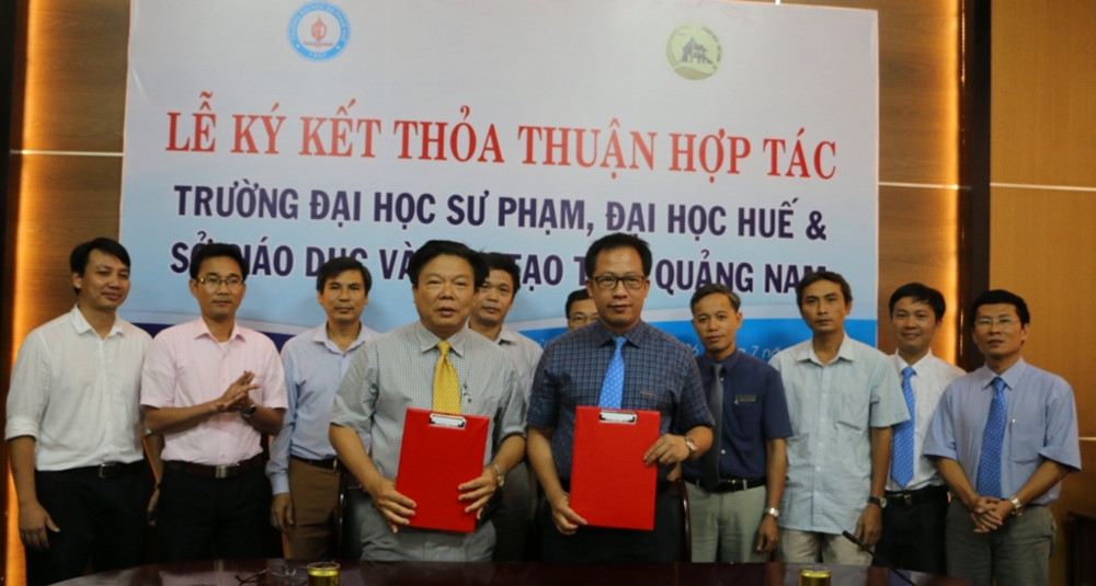Trường Đại học Sư phạm Huế ký kết hợp tác đào tạo với Sở GD - ĐT Quảng Nam