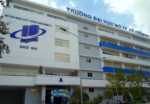 2.421 thí sinh trúng tuyển bằng xét học bạ và tuyển thẳng vào ĐH Mở TPHCM